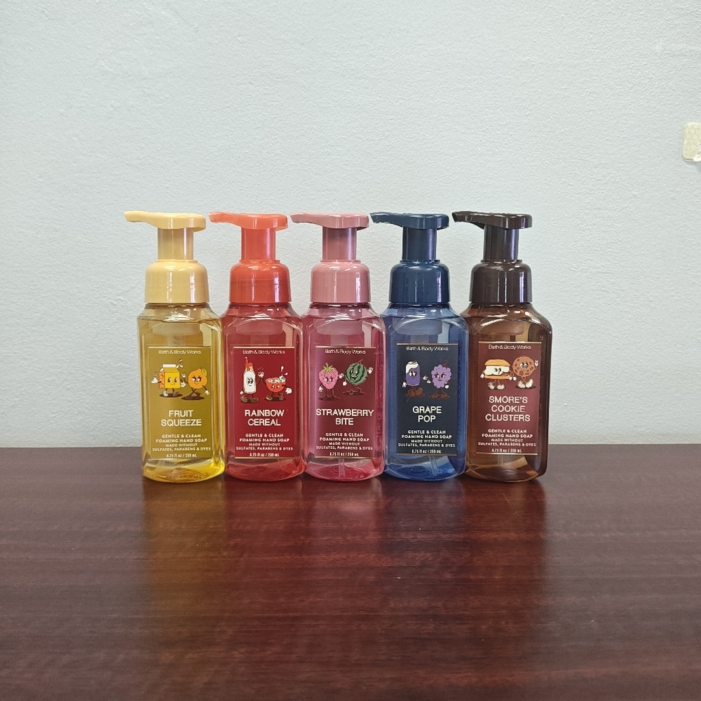 Bath & Body Works 5 Piece "SWEET TREATS II" Foaming Hand Soap Bundle